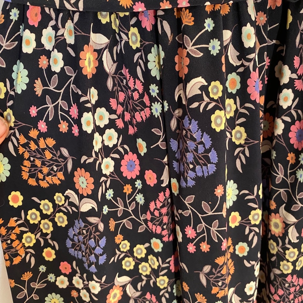 Patterned Halter Dress - Picture 4 of 4